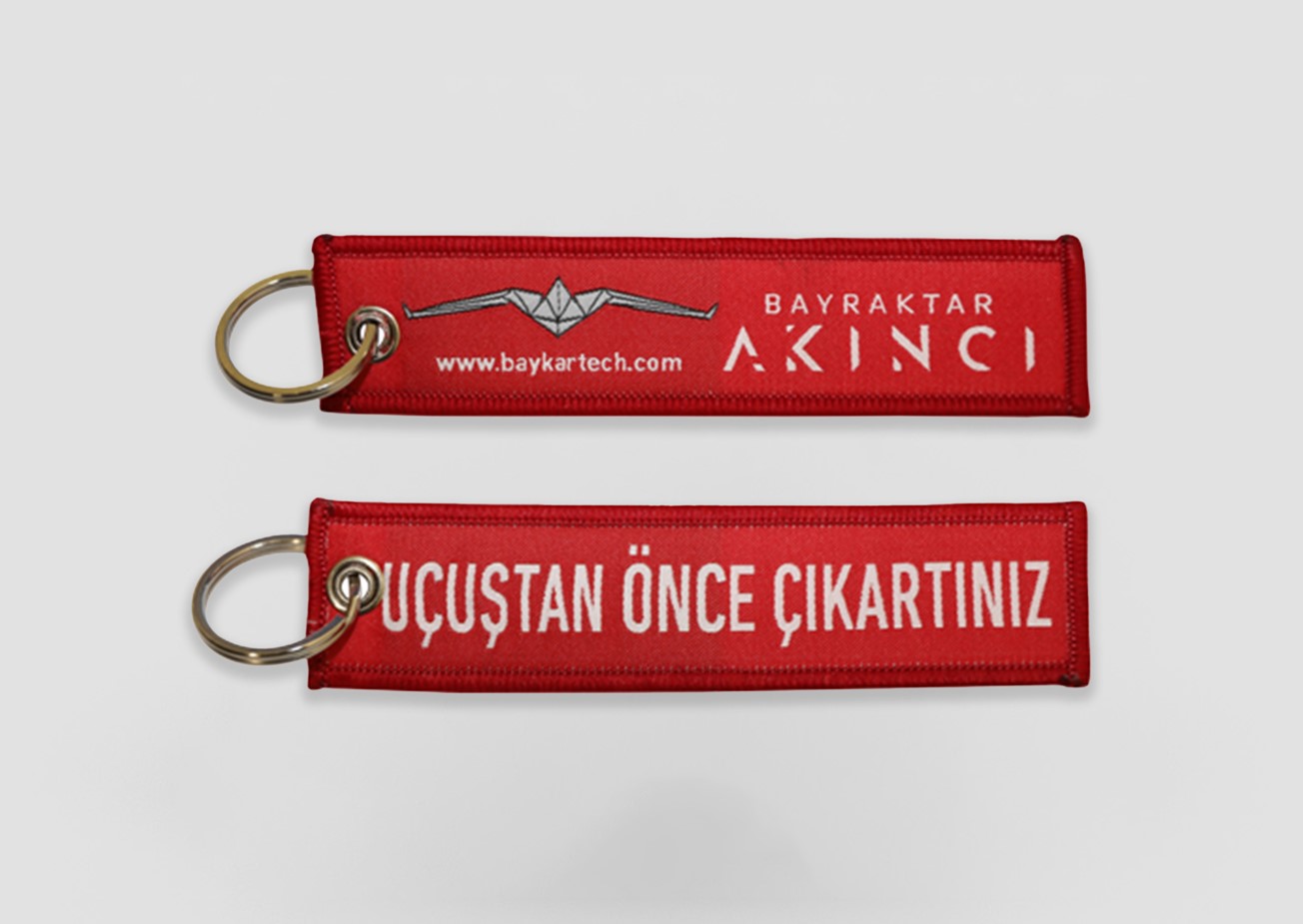 Türkçe Kırmızı Bayraktar AKINCI Anahtarlık